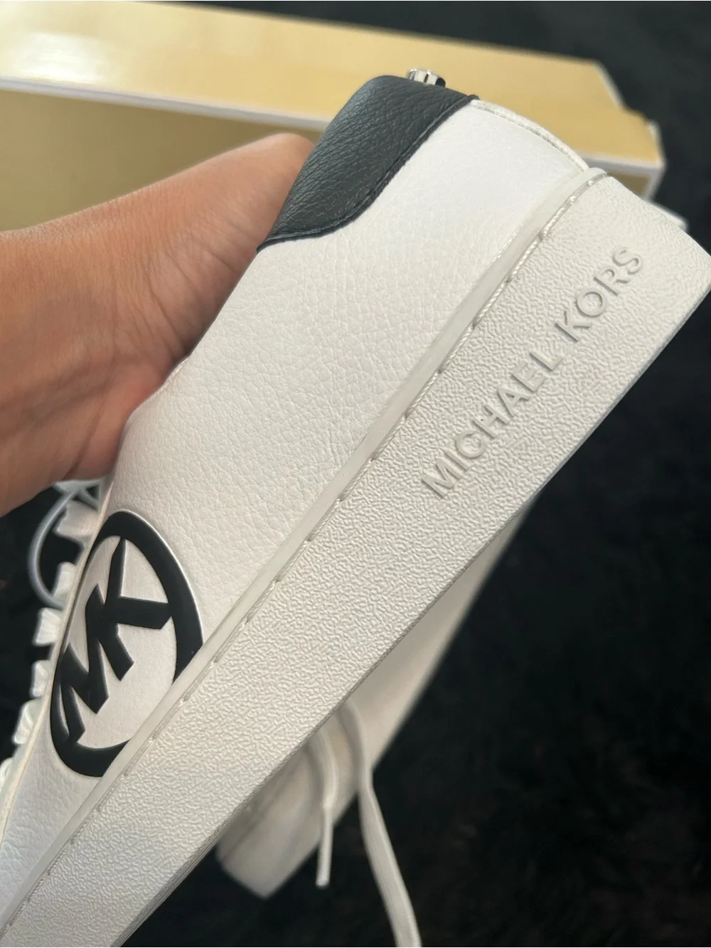 MICHAEL KORS white Mk black logo lace up shoes sneakers women’s 7 new